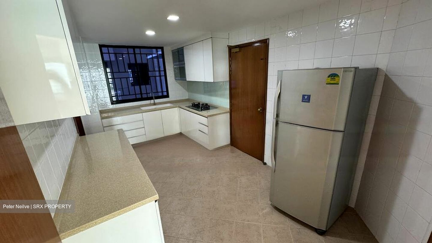 Pinevale (D18), Condominium #627444701